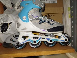 Vendo patines en linea 4 ruedas 32 35.