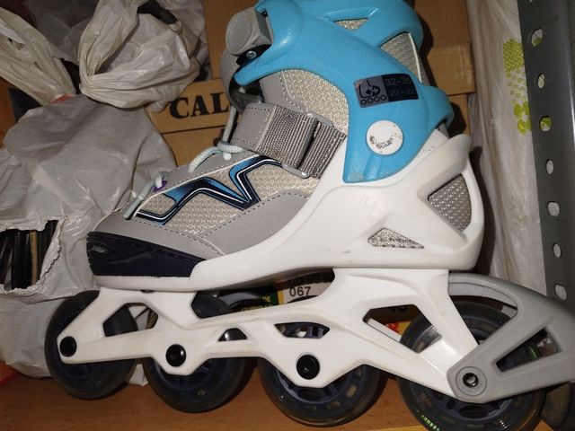 Vendo patines en linea 4 ruedas 32 35.