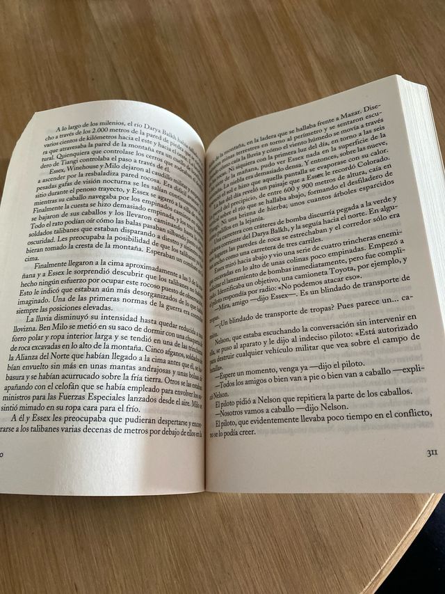 Soldados a caballo: 12 valientes