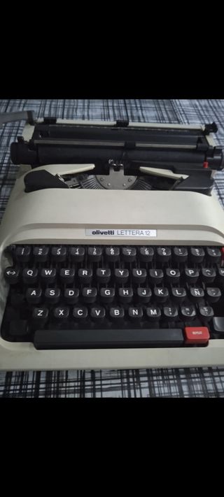 Máquina escribir antigua