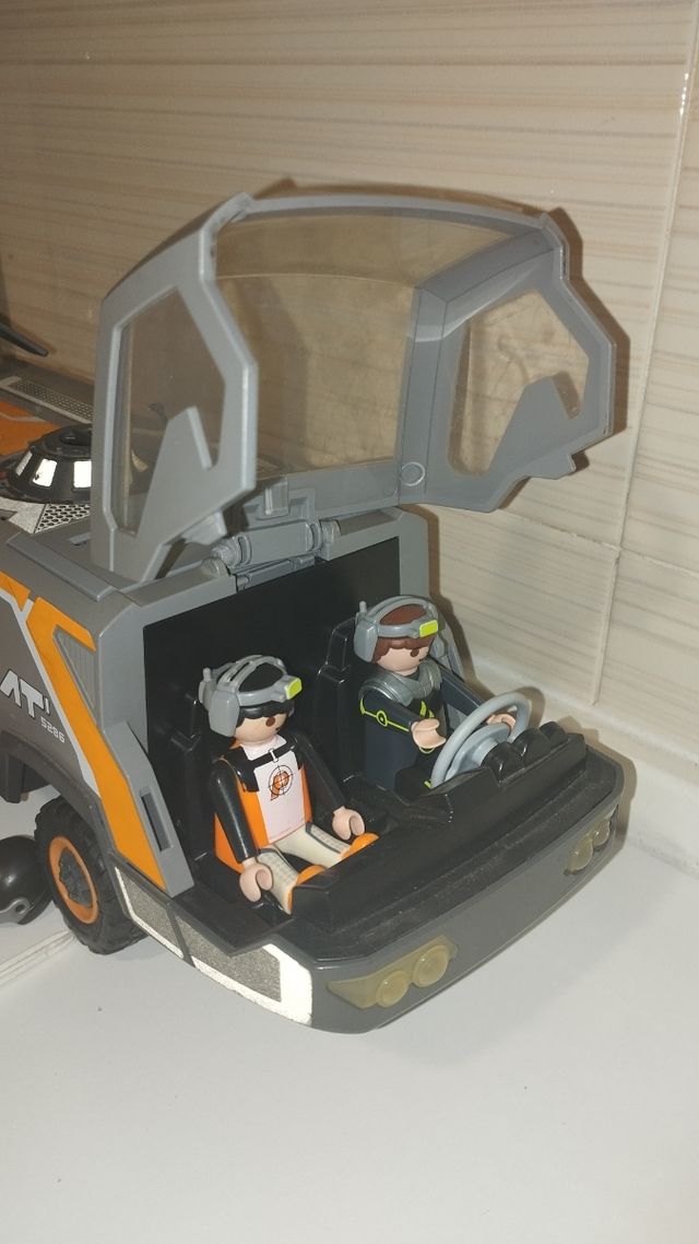 Camión espia playmobil