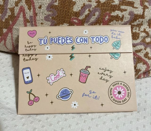 Cuaderno con postit y calendario para sem