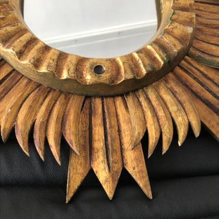 Antiguo espejo vintage sol madera