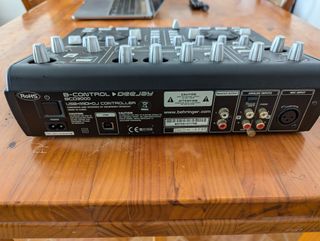 Behringer BCD3000 B-Control DeeJay DJ Controller
