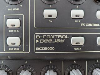 Behringer BCD3000 B-Control DeeJay DJ Controller