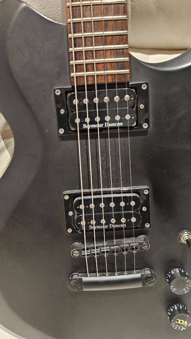 Guitarra electrica washburn idol