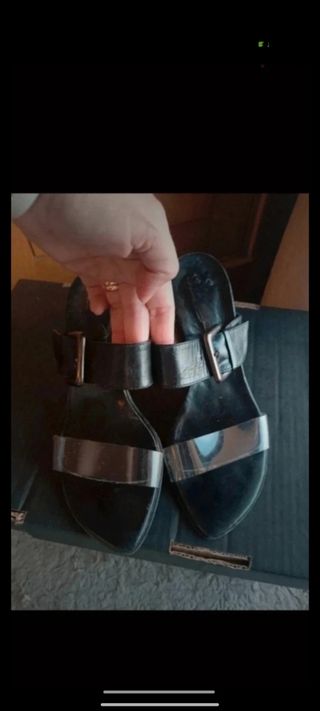 Sandalias negras tacón 