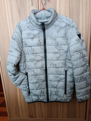 Cazadora Guess 