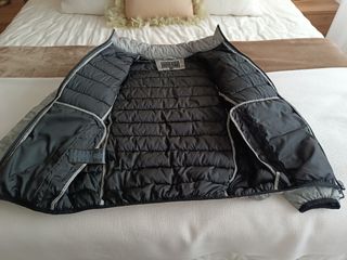 Cazadora Guess 