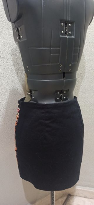 Mini falda étnica talla S Pull and Bear