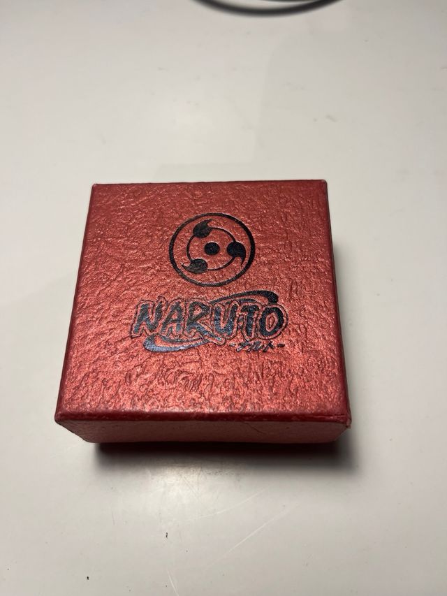 Anillo Akatsuki de Itachi Uchiha de Naruto