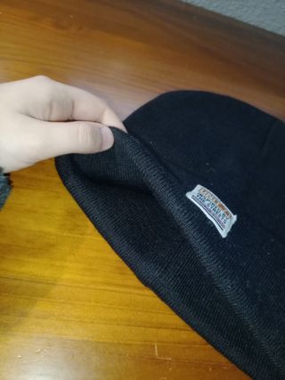 Gorro negro calentito