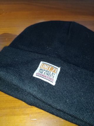 Gorro negro calentito