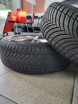 LLANTAS DS4 ORIGINALES