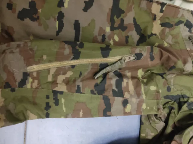 Chubasquero L pantalón M