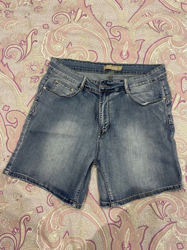 Pantalon vaquero corto