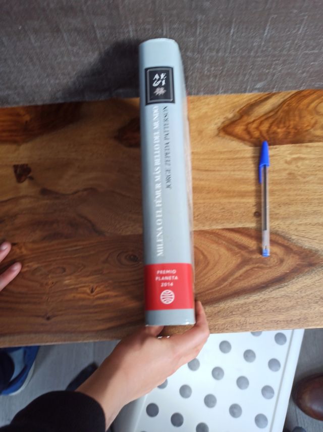 Milena o el fémur más bello del mundo (Spanish Edition)