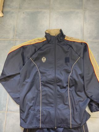 Chándal militar T-4