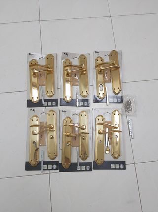 Manetas puerta