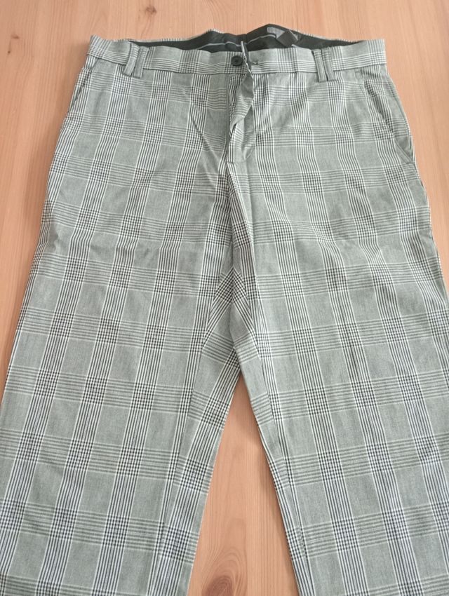 Pantaloni HyM