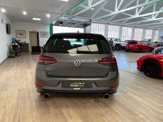 Volkswagen Golf GTI DSG