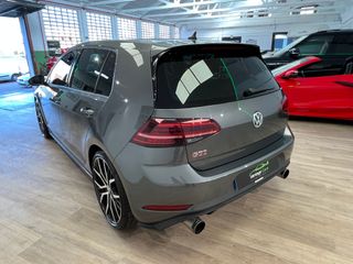 Volkswagen Golf GTI DSG