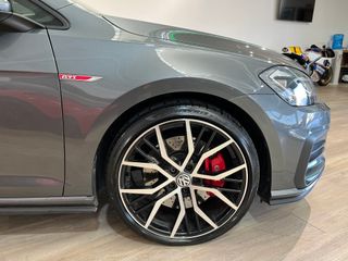 Volkswagen Golf GTI DSG