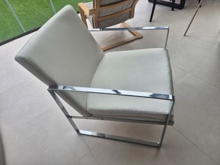 BUTACA POLIPIEL CON ESTRUCTURA