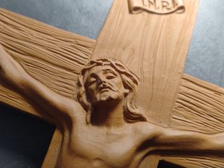Grande crocefisso in terracotta vintage