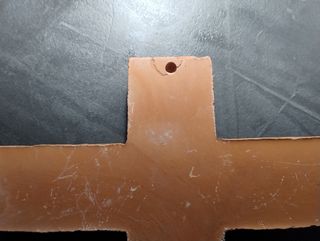 Grande crocefisso in terracotta vintage