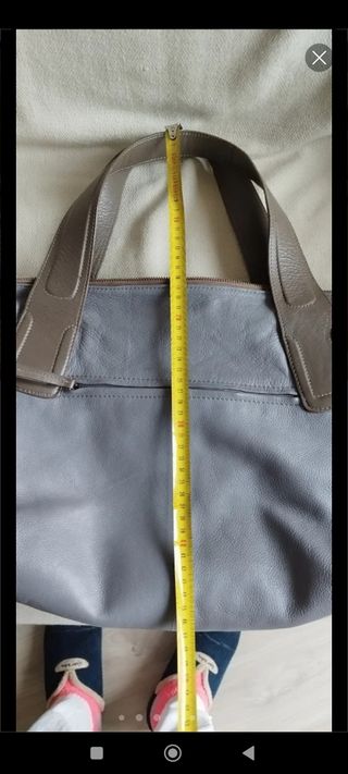 Bolso en piel, gris y topo 