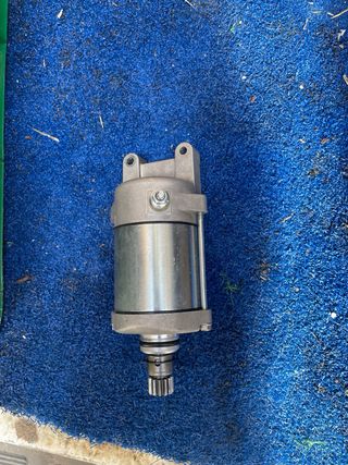 Motor de arranque para  quad