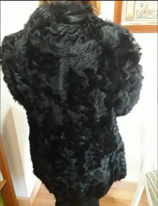 Chaquetón negro astracan antiguo