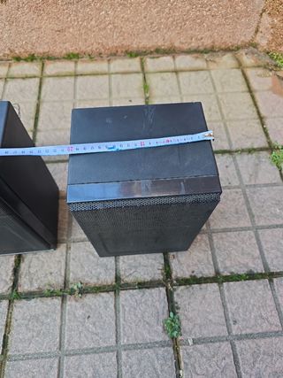 Pareja de altavoces speaker system