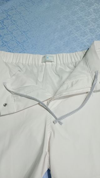 Bermuda corta de hombre