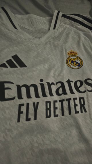 Endrick 16 Talla L Camiseta Real Madrid 