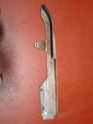 Cubre cadena Yamaha virago 250