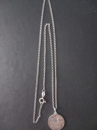 CADENA ,,PLATA " CON COLGANTE 