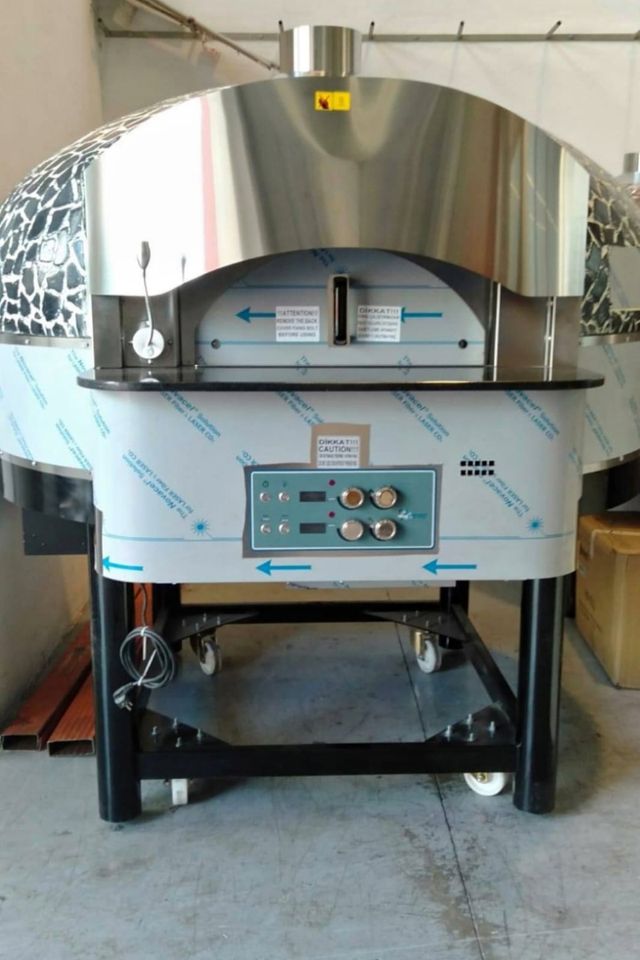 HORNO DE PIZZA ROTATORIO. TLF 647980210