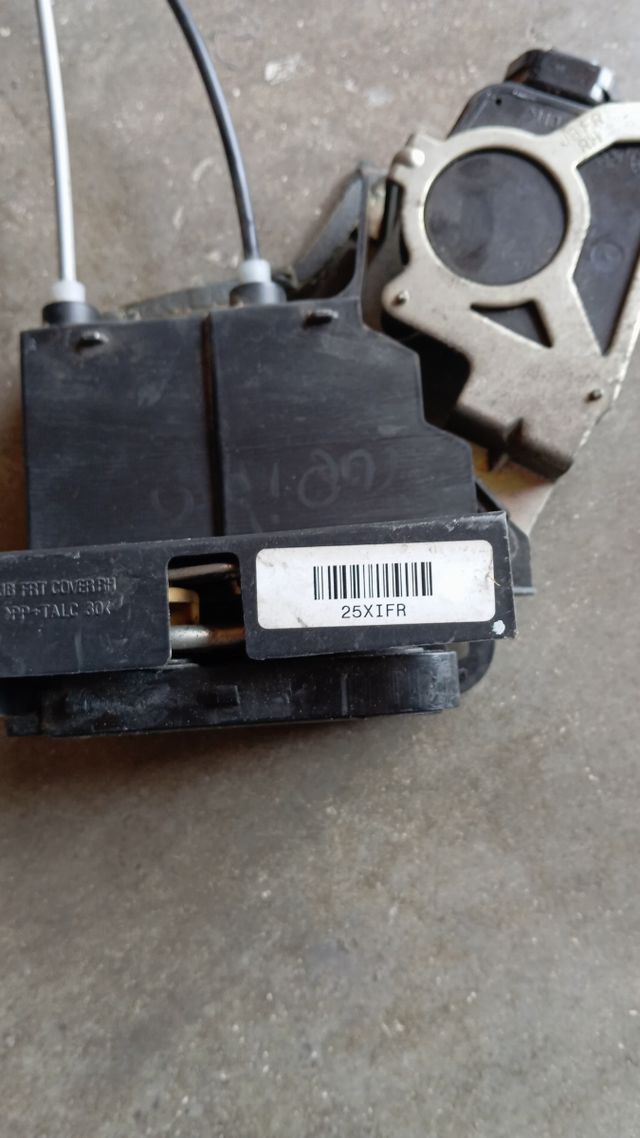 25XIFR CERRADURA CIERRE KIA RIO AÑO 2007 LADO