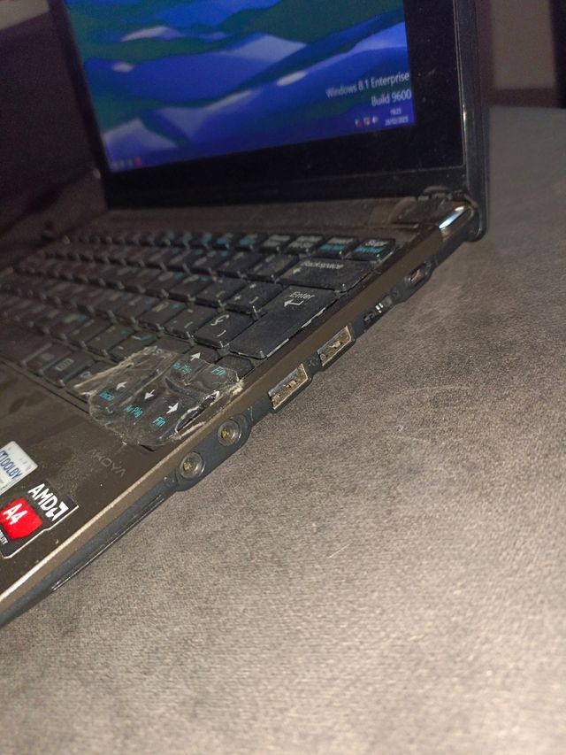 Portatil 10" tactil sdd