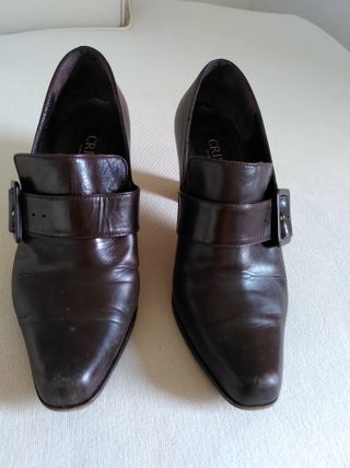 Scarpe vintage in pelle marrone. 38