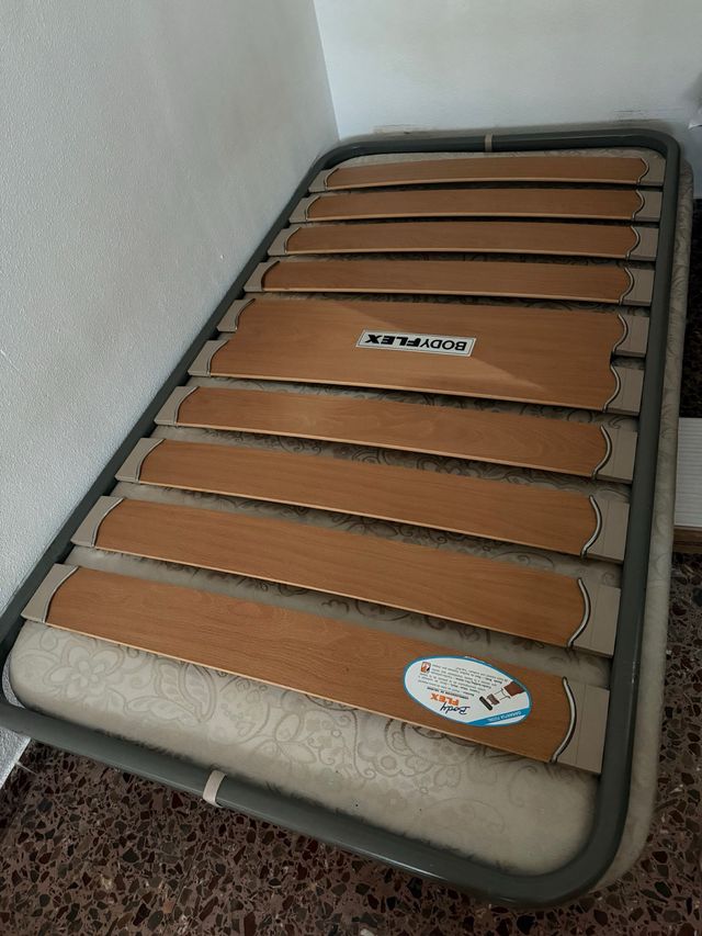 Somier de 105 cm y base tapizada