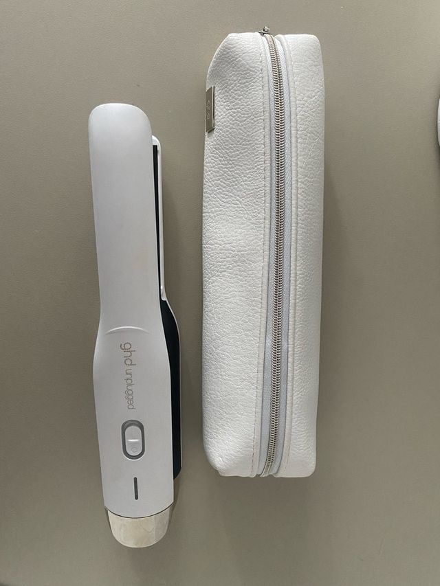 Plancha de pelo GHD Unplugged blanca