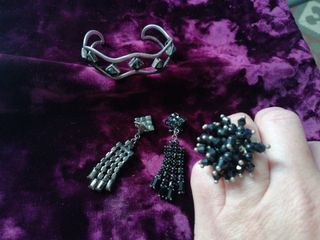 Pulsera, pendientes, anillo