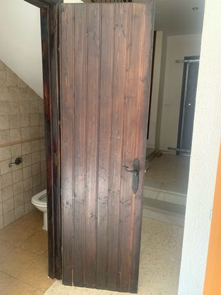 Puerta de madera precio a convenir 