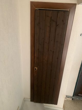 Puerta de madera precio a convenir 