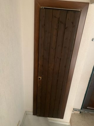 Puerta de madera precio a convenir 