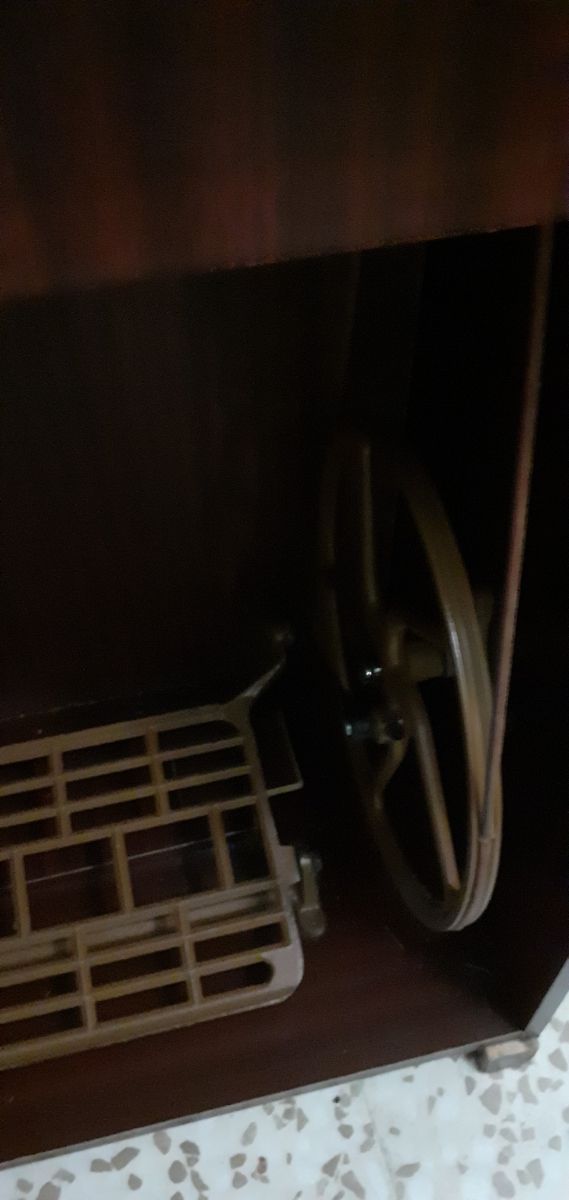 Máquina de coser antigua Sigma