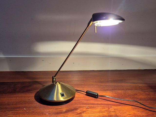 LÁMPARA SOBREMESA FLEXO METAL DORADO